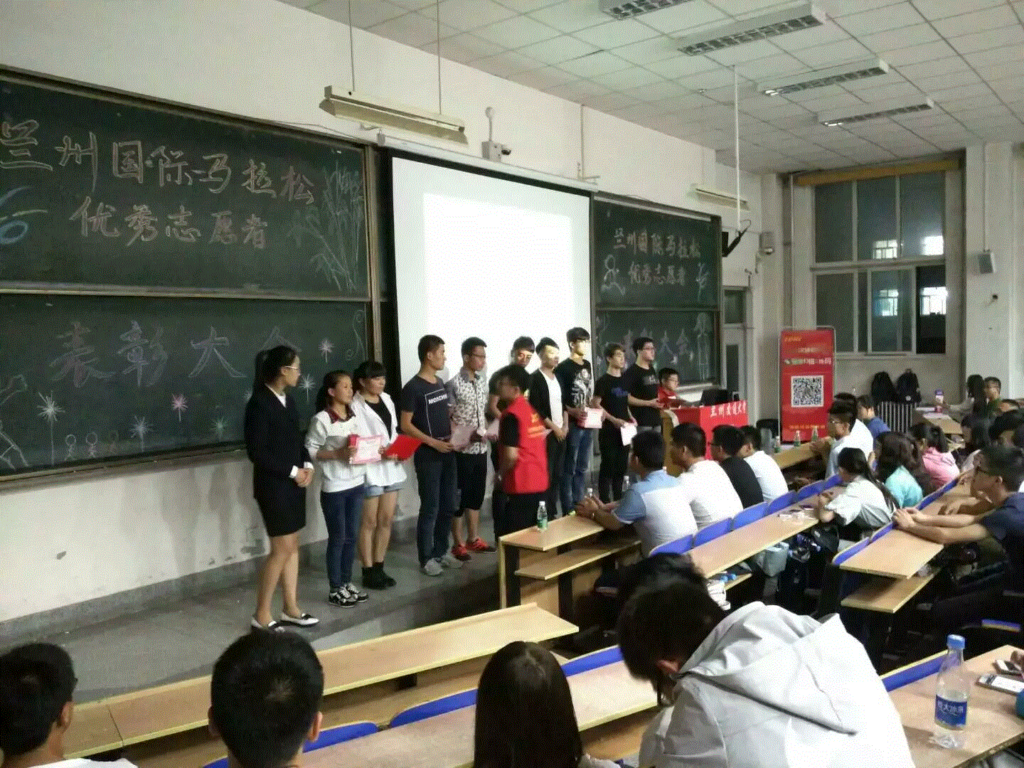 1480433949235010375.gif 1480433949235010375.gif